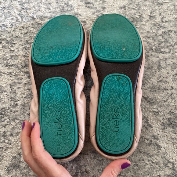 Ballerina Pink Tieks - Picture 4 of 8